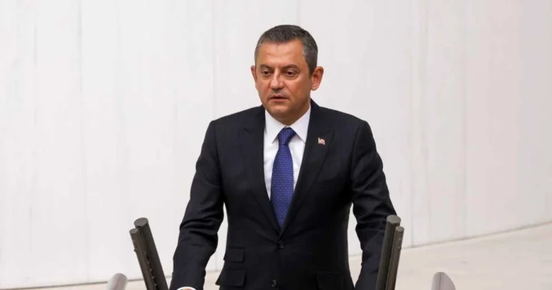 En çok fezleke Özgür Özel e!