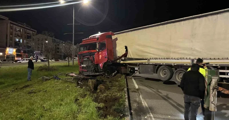 Kazayı önlemek için yapılan manevrada facianın eşiğinden dönüldü Bingöl Haberleri