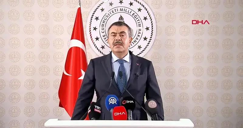 Bakan Tekin: Okul güvenliğini fiziki tedbirlerle birlikte dijital risk alanlarını da kapsayacak şekilde genişleterek ele alıyoruz