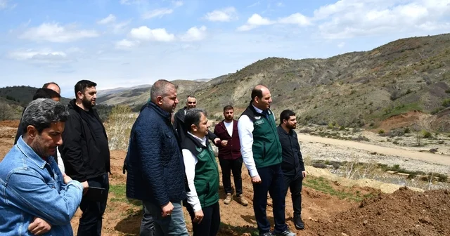 DSİ 9. Bölge Müdürü Açıkgöz den, yapımı devam eden Altıyaka Göleti nde inceleme Elazığ Haberleri