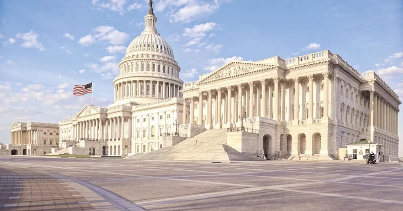 ABD Kongresi Trump’a ‘Savaşı bitir’ diyebilir