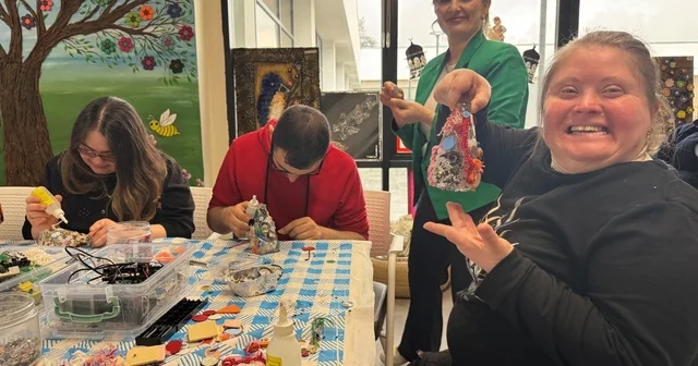 Cam atıklar öğrencilerin elinde sanata dönüştü Kocaeli Haberleri