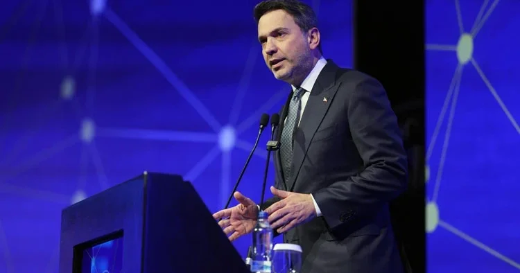 Bakan Bayraktar detayları açıkladı: Daha dirençli daha esnek bir piyasa hedefliyoruz