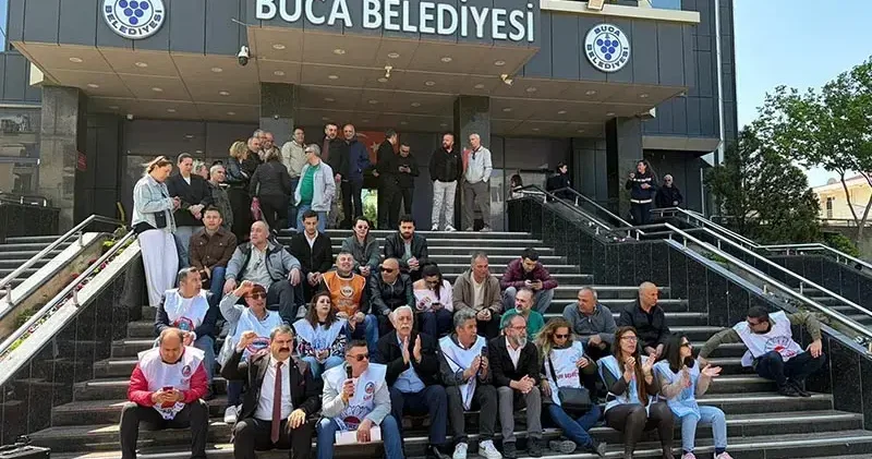 Buca Belediyesi ndeki memurların eylemi sürüyor