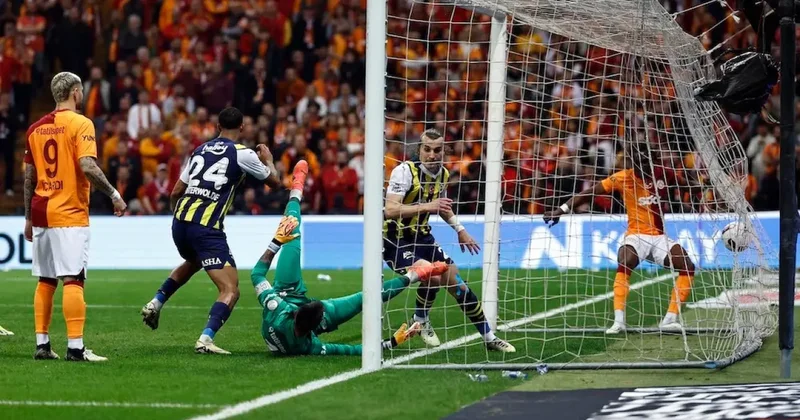 Galatasaray RAMS Park ta Fenerbahçe yi yenmekte zorlanıyor!