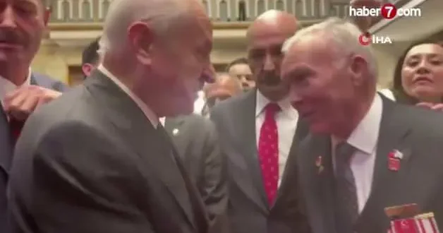 Galatasaray mı? Fenerbahçe mi? Bahçeli’den ters köşe yapan cevap