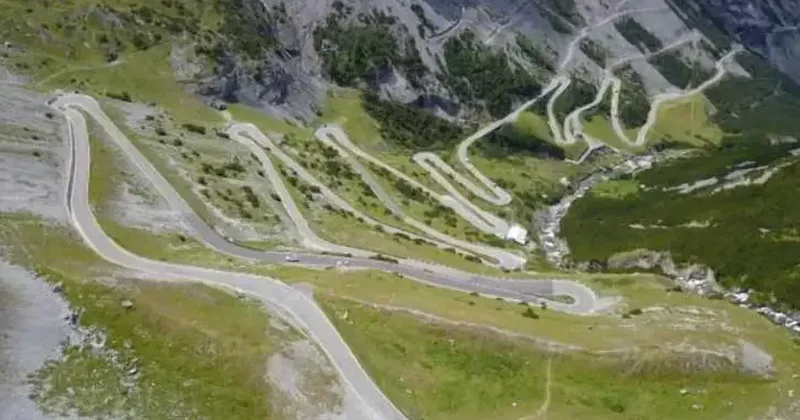 En deneyimli şoförler bile korkuyor! Dünyanın en zor yolları