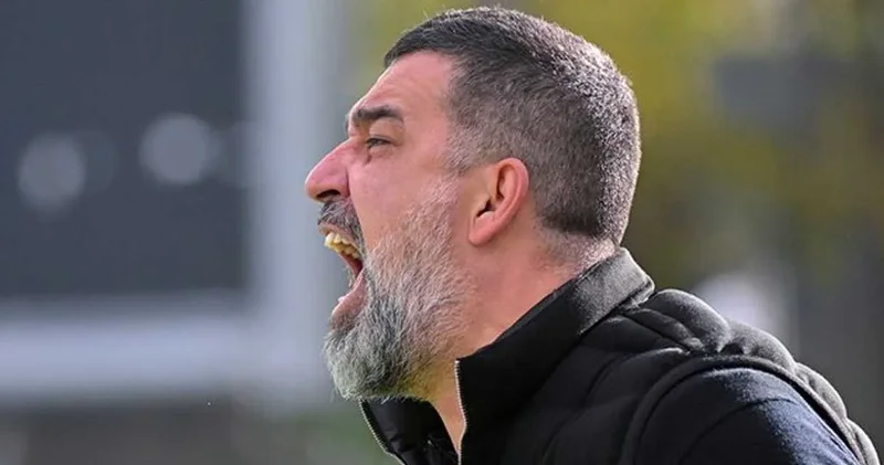 Arda Turan federasyona sitem etti