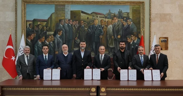 Gaziantep te Hacı Mahmut Saruhan Camisi nin yapımı için protokol imzalandı Gaziantep Haberleri