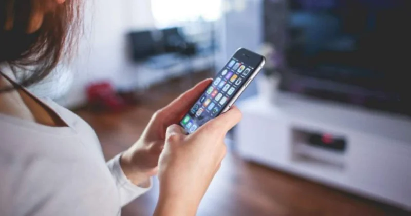 Facebook acımadı: Yapay zeka kabusu gerçek oldu