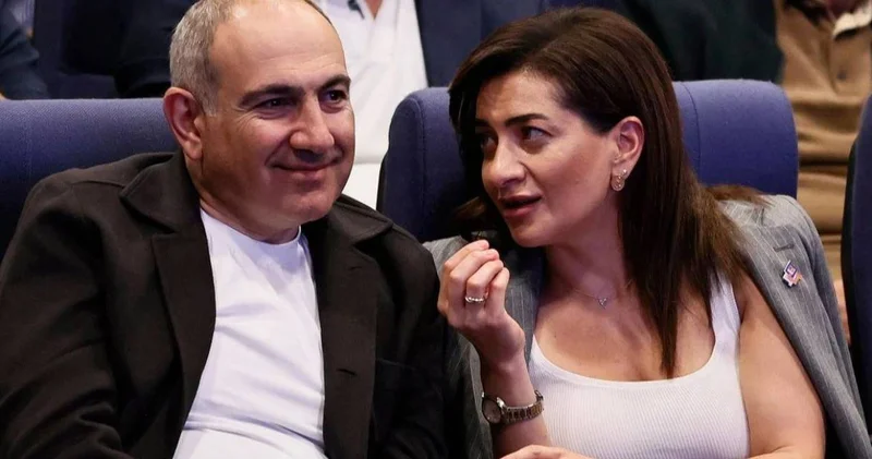 Ayrılık kısa sürdü: Paşinyan ve Hakobyan tekrar birlikte