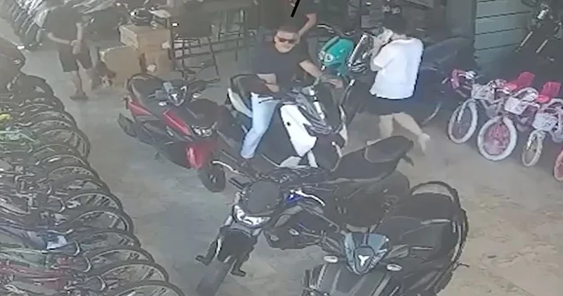 Manavgat ta eski başkanın rüşvet parası motosikletle taşınmış
