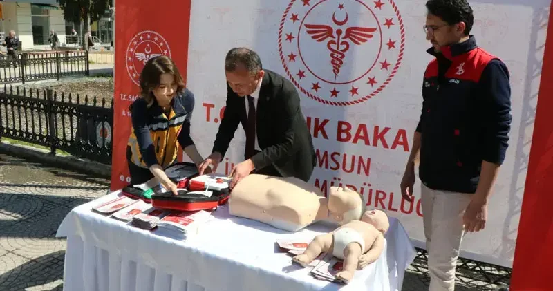 Samsun’da ani kalp durmalarına karşı 3 noktaya yerli şok cihazı yerleştirildi