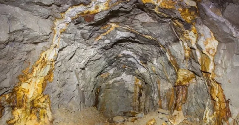 Dağın altında 424 milyar dolarlık devasa hazine bulundu: Külçe külçe servet fışkırıyor Sözcü Gazetesi