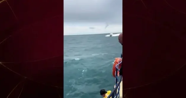 Denizde gerilim: Türk gemisi tacize karşı Yunan botunu kovaladı!