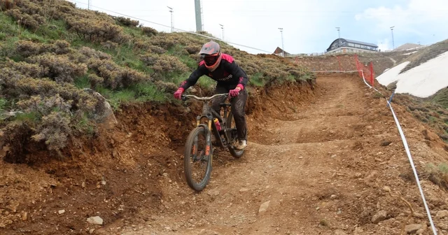 Palandöken de Downhill Türkiye Şampiyonası heyecanı Erzurum Haberleri