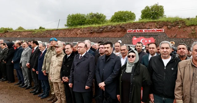 Bingöl de 33 şehit, 33 üncü yıldönümünde dualarla anıldı Bingöl Haberleri