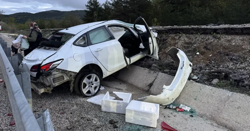 Kastamonu’da bayram yolculuğu kazaya dönüştü: Dört yaralı Kastamonu Haberleri