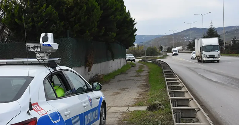 Bayram tatilinde yola çıkacaklar dikkat! EGM radar sayısını artırdı: İşte ödenecek cezalar
