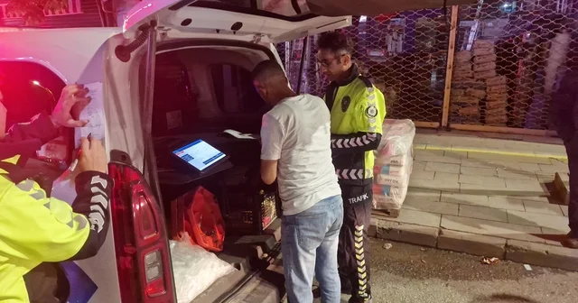 Çorum da sürücülere toplam 150 bin TL ceza kesildi Çorum Haberleri