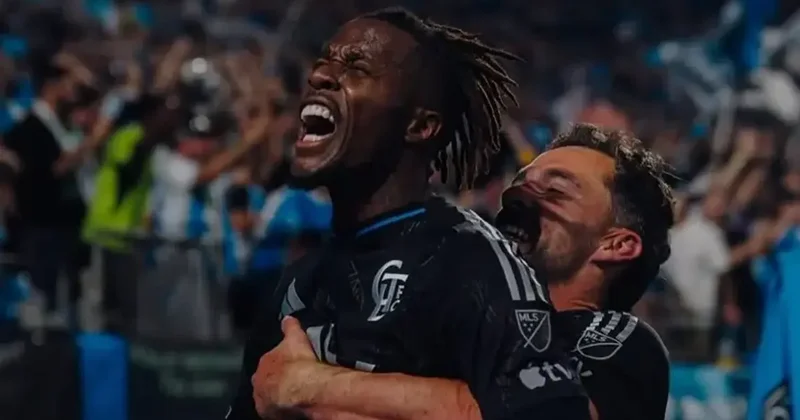 Wilfried Zaha dan veda mesajı: Bana katlandığınız için teşekkür ederim Fanatik Gazetesi Futbol Haberleri Spor