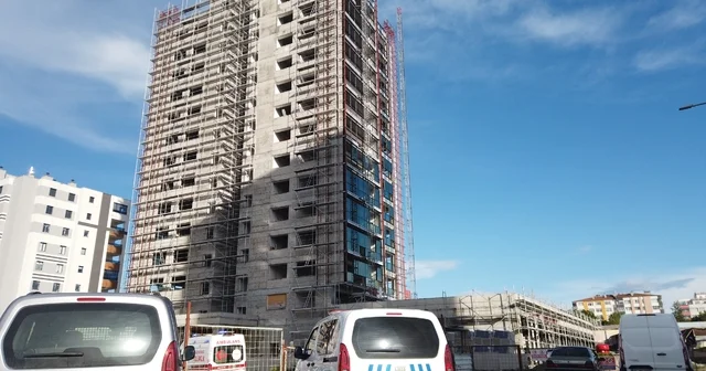 Kayseri de inşaatta üzerine mermer düşen işçi öldü Kayseri Haberleri