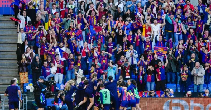 Şampiyonlar Ligi nde zafer Barcelona nın! 4 0 kazandılar