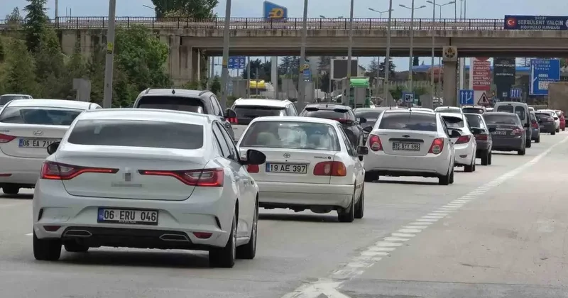 43 ilin geçiş noktasında bayram hareketliliği devam ediyor