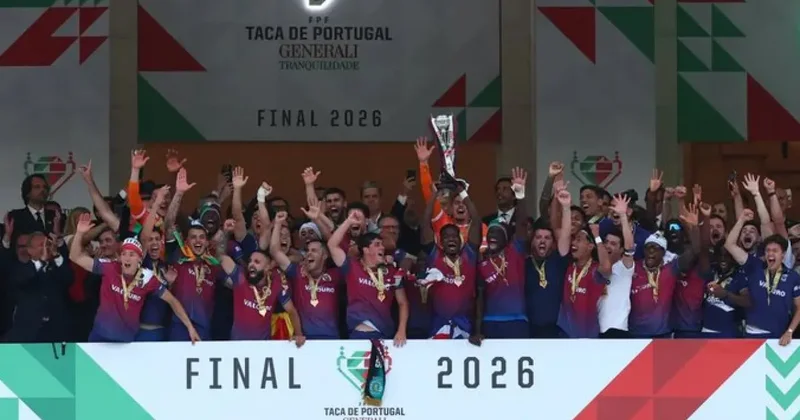 Finalde tarihe geçen sürpriz! 2. Lig ekibi Avrupa devinin elinden kupayı aldı