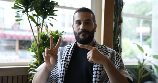 Sumud aktivisti Erol Büyük İsrail işkencesi sırasında yaşanan duygusal anları anlattı: Gayrimüslimler dahi bizimle namaz kıldı VİDEO İZLE