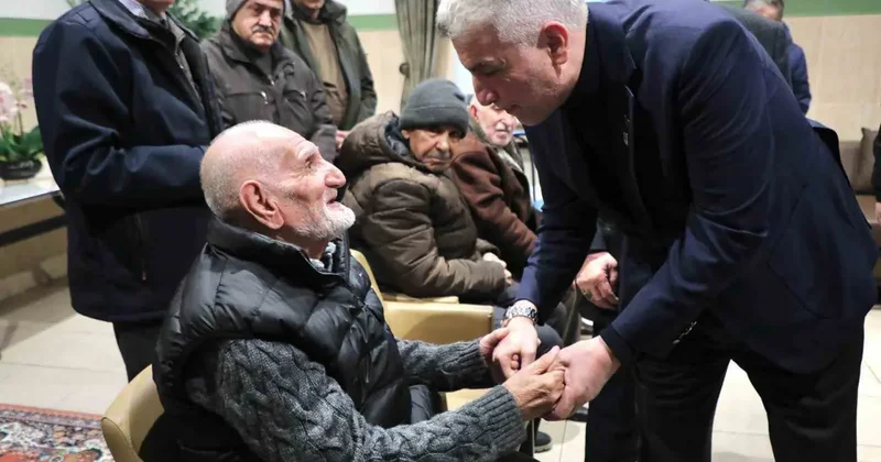 Ticaret Bakanı Bolat, Kurban Bayramı öncesinde Darülaceze yi ziyaret etti