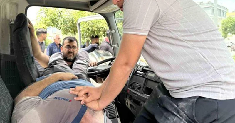 Tarsus ta kamyonet sürücüsü kalp krizi geçirdi