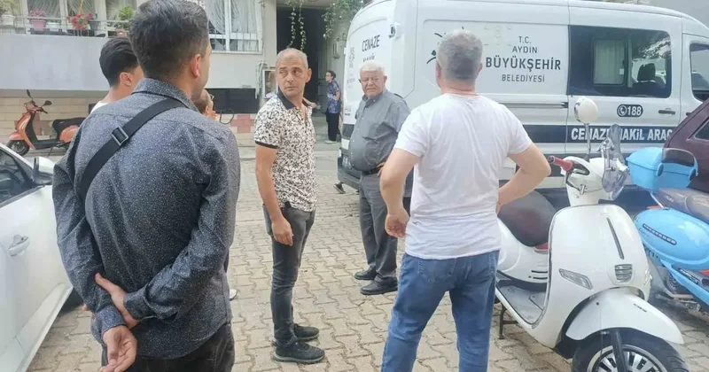 Kanser tedavisi gören yaşlı adam eşi tarafından ölü bulundu
