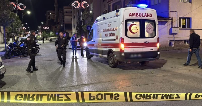 Sivas ta bıçaklı kavga: 4 yaralı Son dakika haberleri