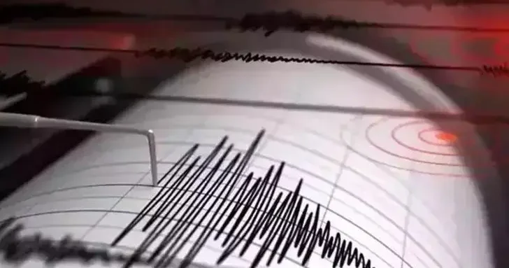 Akdeniz de 4.9 büyüklüğünde deprem