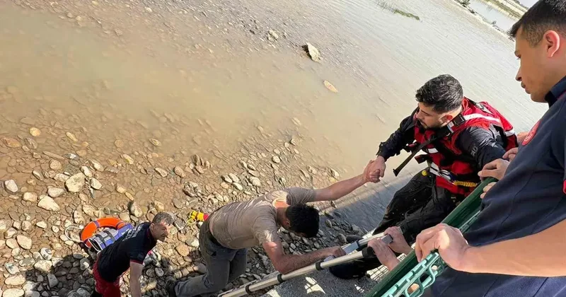 Batman Çayı’nda akıntıya kapılan vatandaşı AFAD ekipleri kurtardı