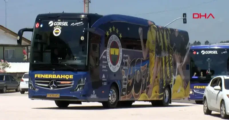 Fenerbahçe’ye Düzce’de coşkulu karşılama