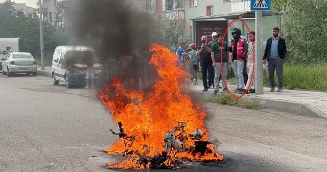 Bir gün önce tamirden aldığı motosikleti sipariş götürürken alev alıp küle döndü Erzurum Haberleri Habertürk Yerel Haberler