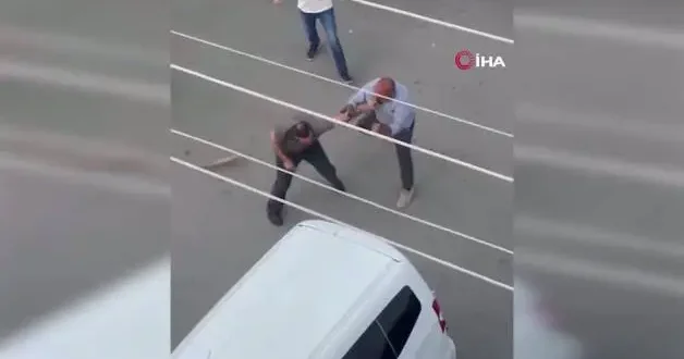 Ankara da sokak ortasında silahlı ve sopalı kavga yürekleri ağza getirdi
