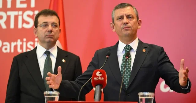 Sinan Burhan canlı yayında tek tek sıraladı: Özgür Özel ve Ekrem İmamoğlu bu dört konuda ayrışıyor VİDEO İZLE