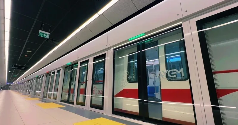 Gayrettepe İstanbul Havalimanı Halkalı Metrosu nda 53 bin yolcuyla rekor kırıldı