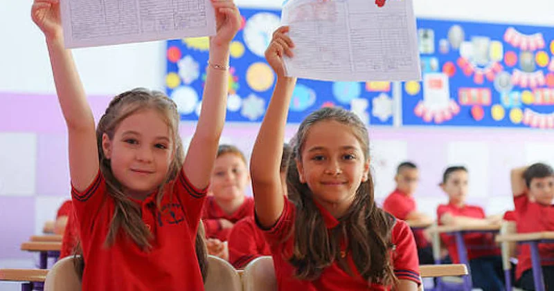 2026 KARNE GÜNÜ VE SAATİ: Okullar ne zaman kapanacak? Karneler ne zaman, saat kaçta verilecek? MEB 2026 karne günü ne zaman?