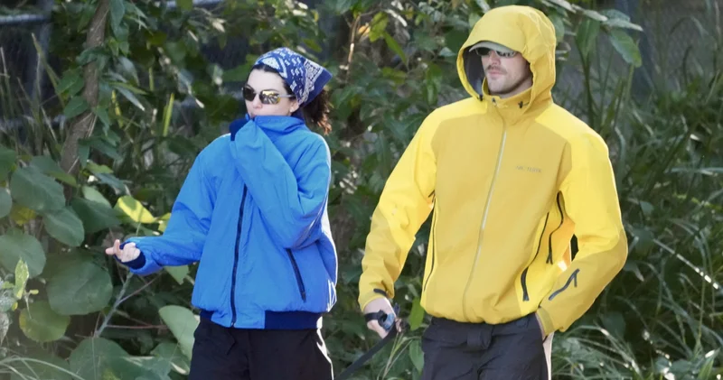 Taze aşıklar Kendall Jenner ve Jacob Elordi yürüyüşte