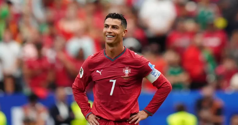 Ronaldo dan Messi sorusuna olay cevap