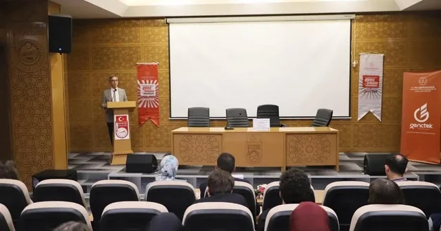 Bayburt ta öğrenciler rol temelli münazarada yeteneklerini sergiledi Bayburt Haberleri Habertürk Yerel Haberler