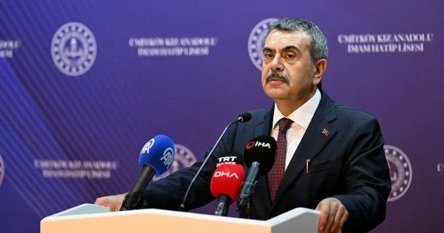 Bakan Tekin geçmişten örnekler vererek imam hatiplerde gelinen noktayı anlattı: Bu milletin asli unsuru oldu VİDEO İZLE