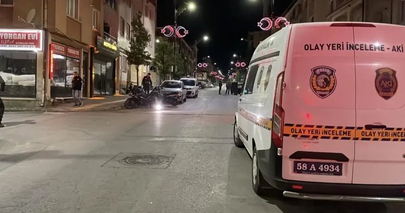 Tartışma bıçaklı kavgaya dönüştü: 1’i ağır 4 yaralı