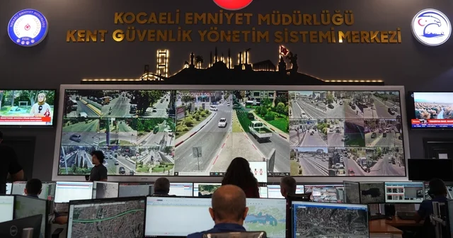 Suçla mücadele ve kent güvenliğinde yapay zeka dönemi Kocaeli polisi sahada ASELSAN teknolojilerini kullanıyor Kocaeli Haberleri Habertürk Yerel Haberler