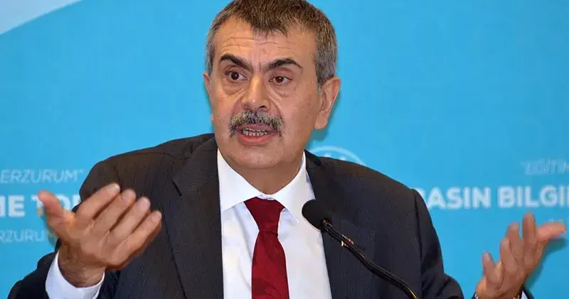 Bakan Tekin: Özel okulda insani olmayan koşulda çalıştırılan arkadaşımız varsa bana başvursun