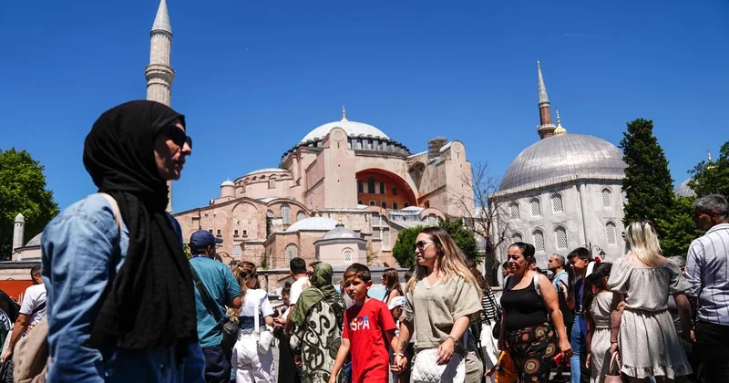 Ayasofya yı 30 milyondan fazla kişi ziyaret etti